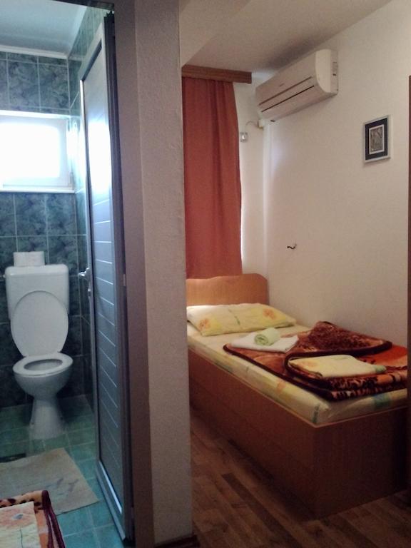 Hotel Quo Vadis Меджугорье Номер фото